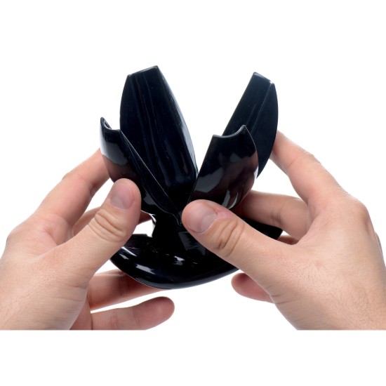 Picture of Claw Expanding Anal Dilator