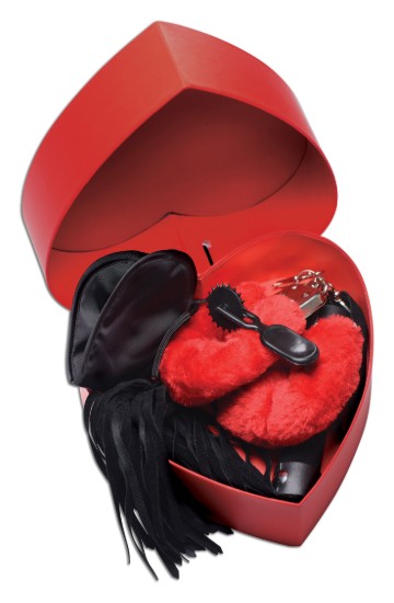 Picture of Passion Fetish Kit with Heart Gift Box