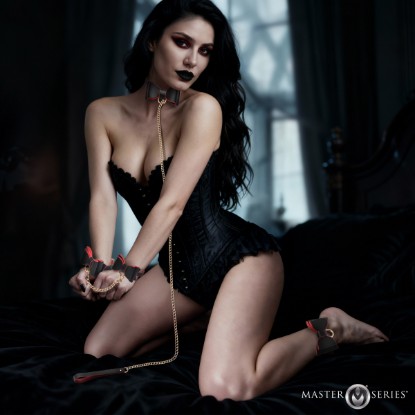 Picture of Goth Bondage Set