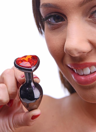 Picture of Ruby Red Heart Steel Butt Plug