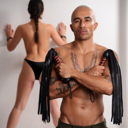 Picture of Strict Leather Bullhide Flogger